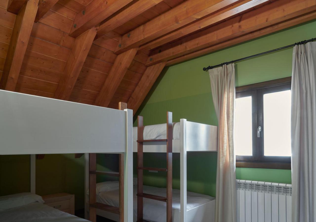 Apartahotel Tres Quinones Sallent de Gállego Kültér fotó